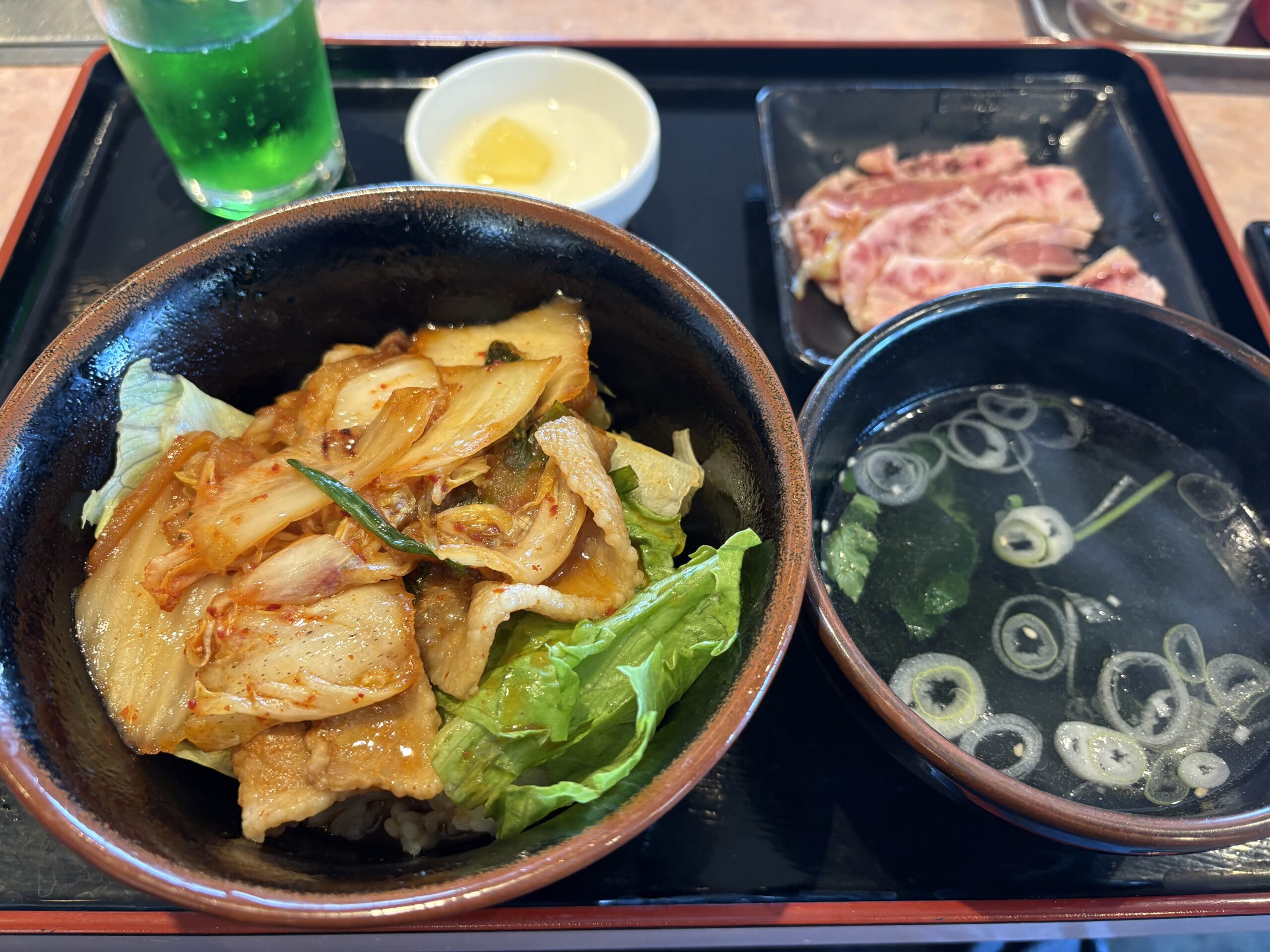 キムチ丼＋焼肉セット！！